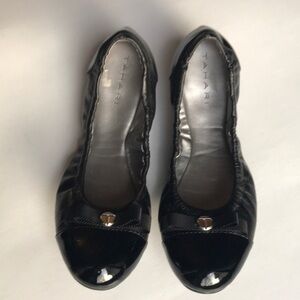 Euc Tahari Black Patent Leather Size 6m